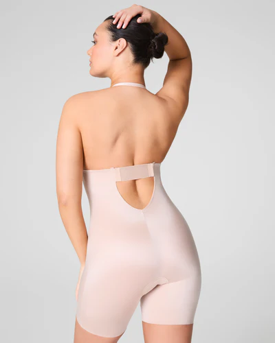 Body Moldeador Con Pierna Escote Profundo SPANX
